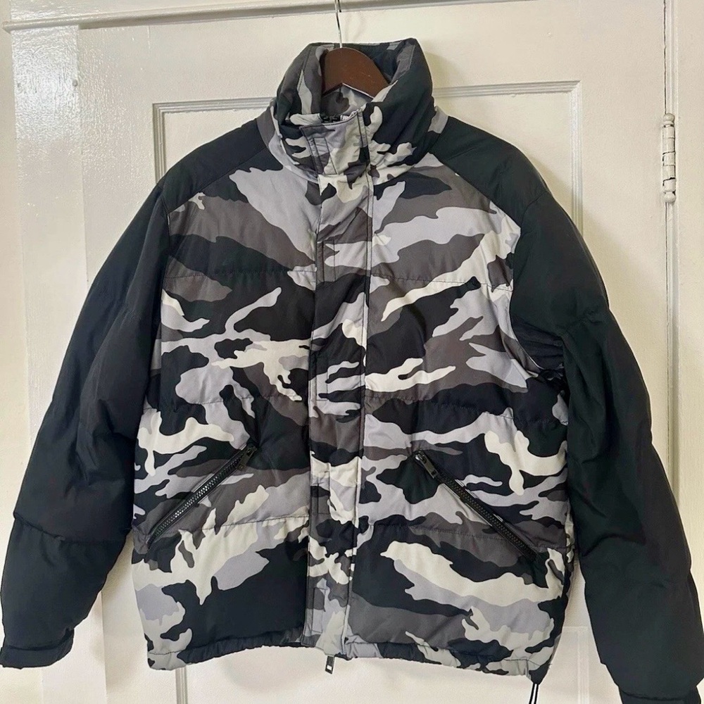 Armani Exchange Black Gray White Camo Puffer Jacket